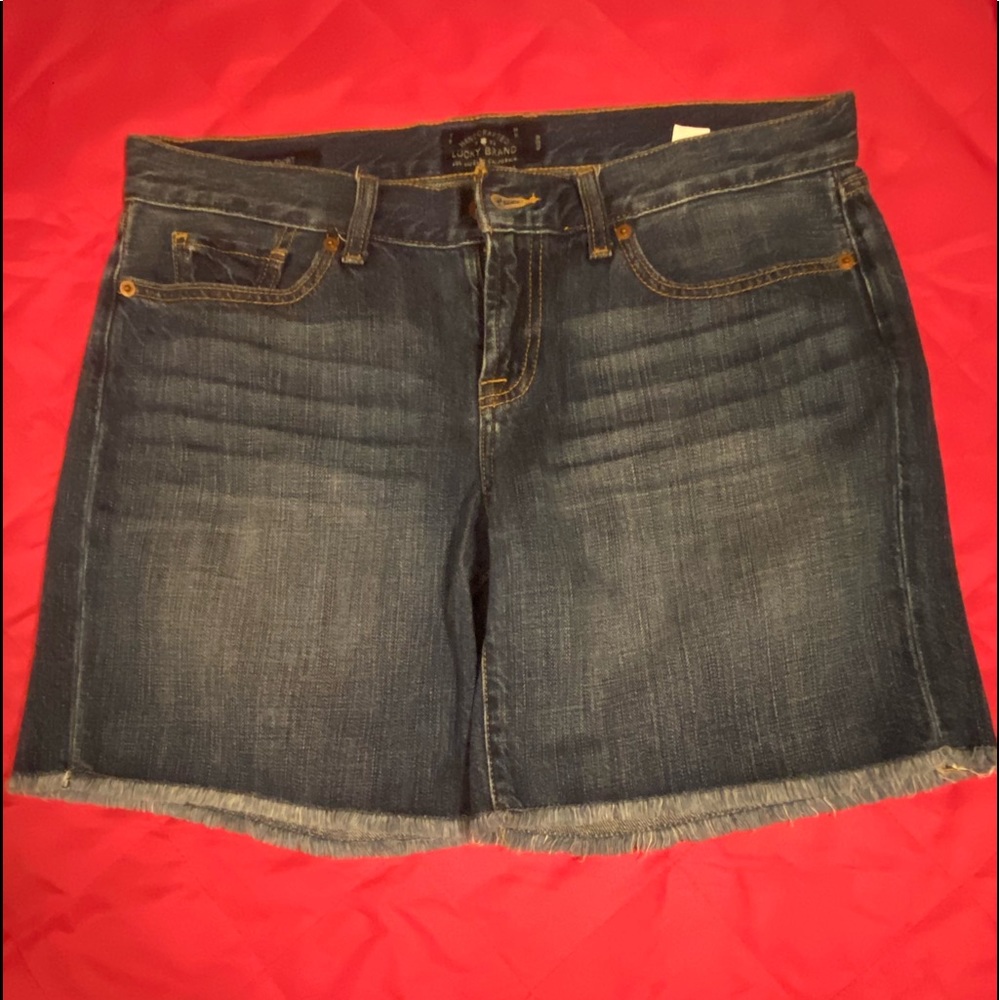 Lucky Brand Laguna style jean shorts